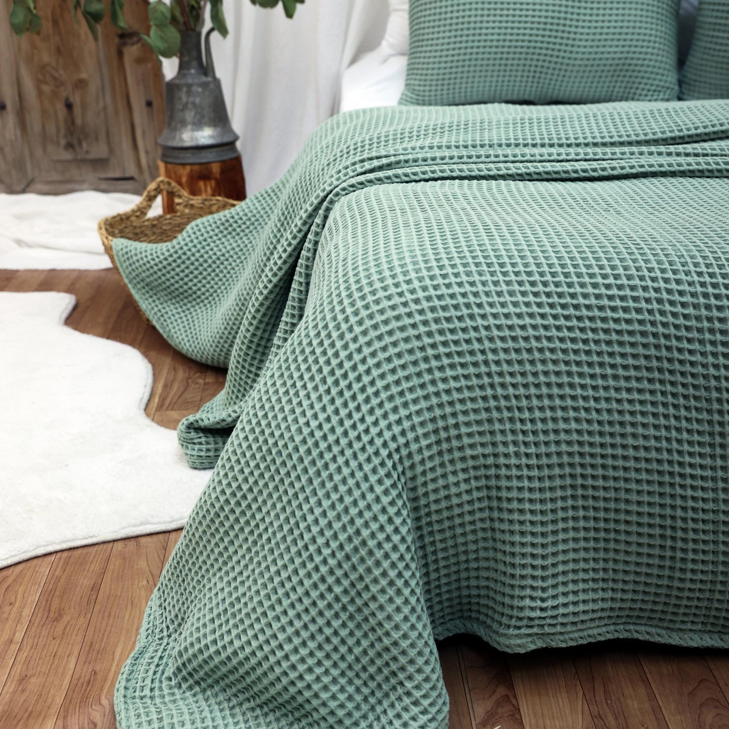 Royal Green Waffle Bed Cover